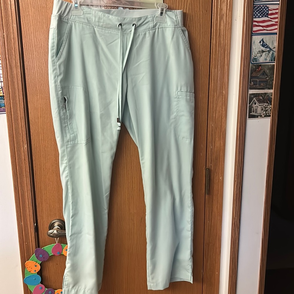 Grey’s Anatomy Mint Green Scrub Pants